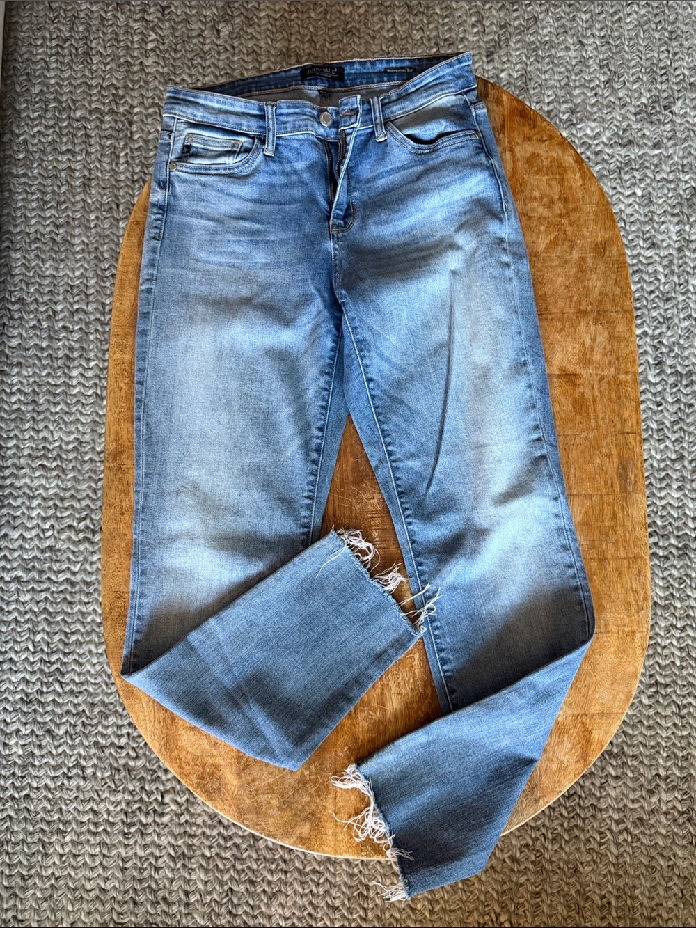 Judy Blue Light Wash Frayed Ankle Jeans